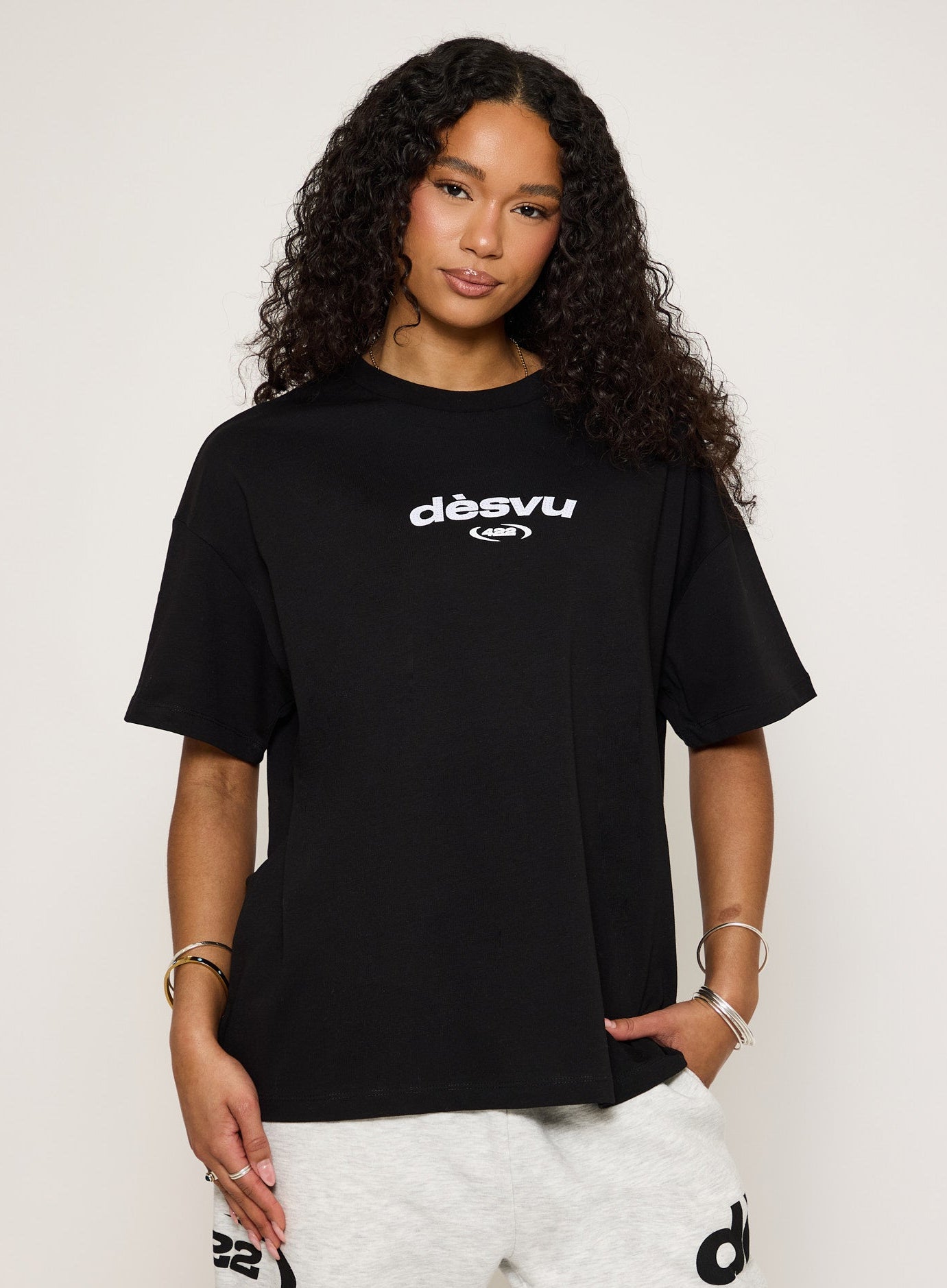 422 Oversized Tee - Black – Dès Vu