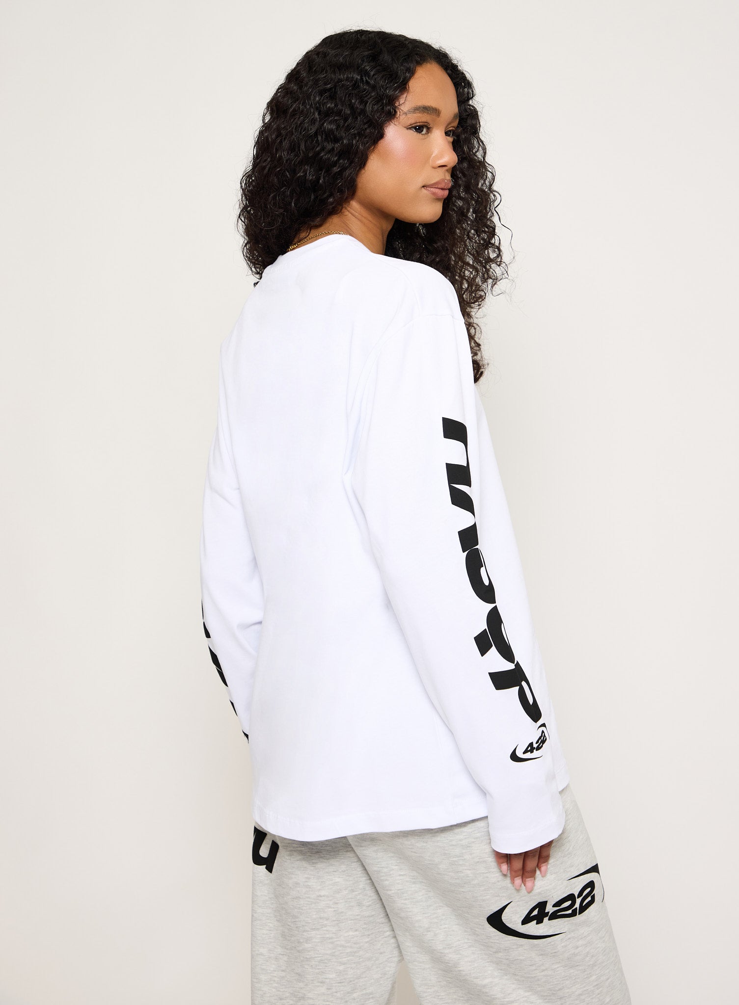 422 Long Sleeve Tee - White – Dès Vu